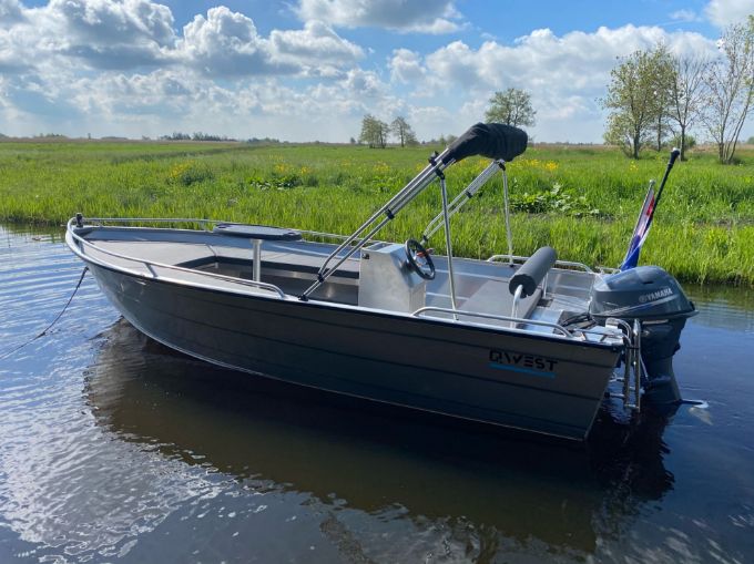 Qwest Marine R450