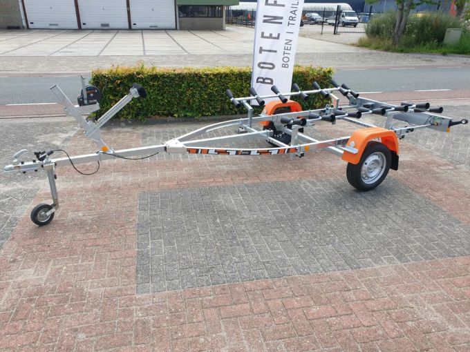 Picture of Remorca TT 750 barci penumatice