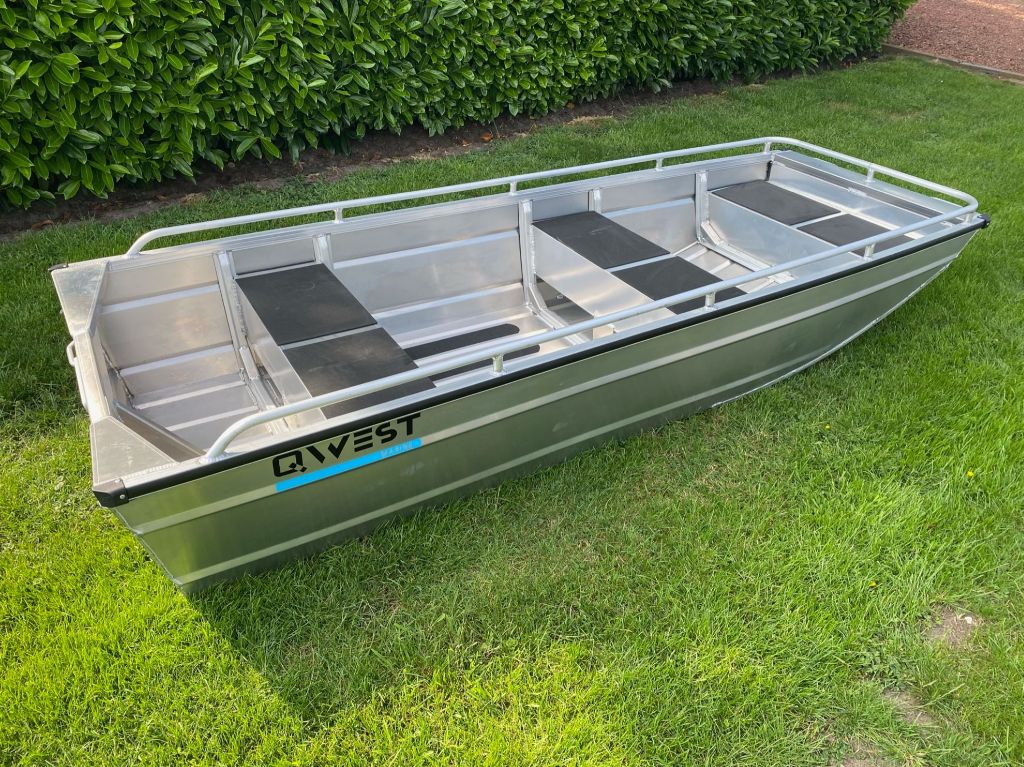 Qwest Marine F331