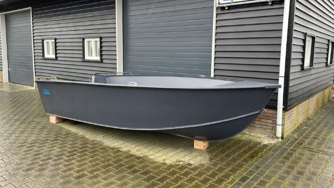 Qwest Marine RF504